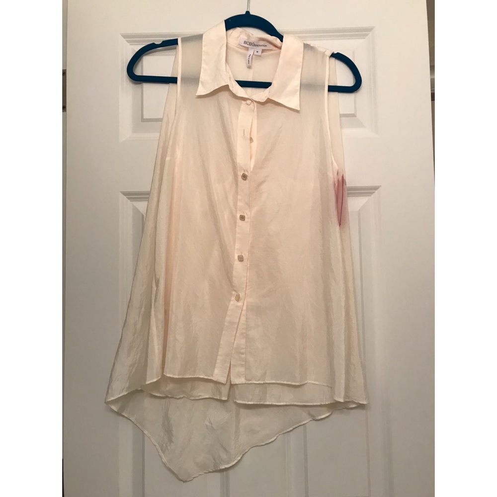 Silk collared sleeveless blouse